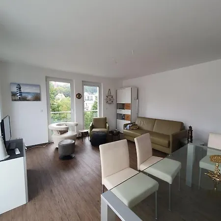 With 2 Bedrooms Sassnitz